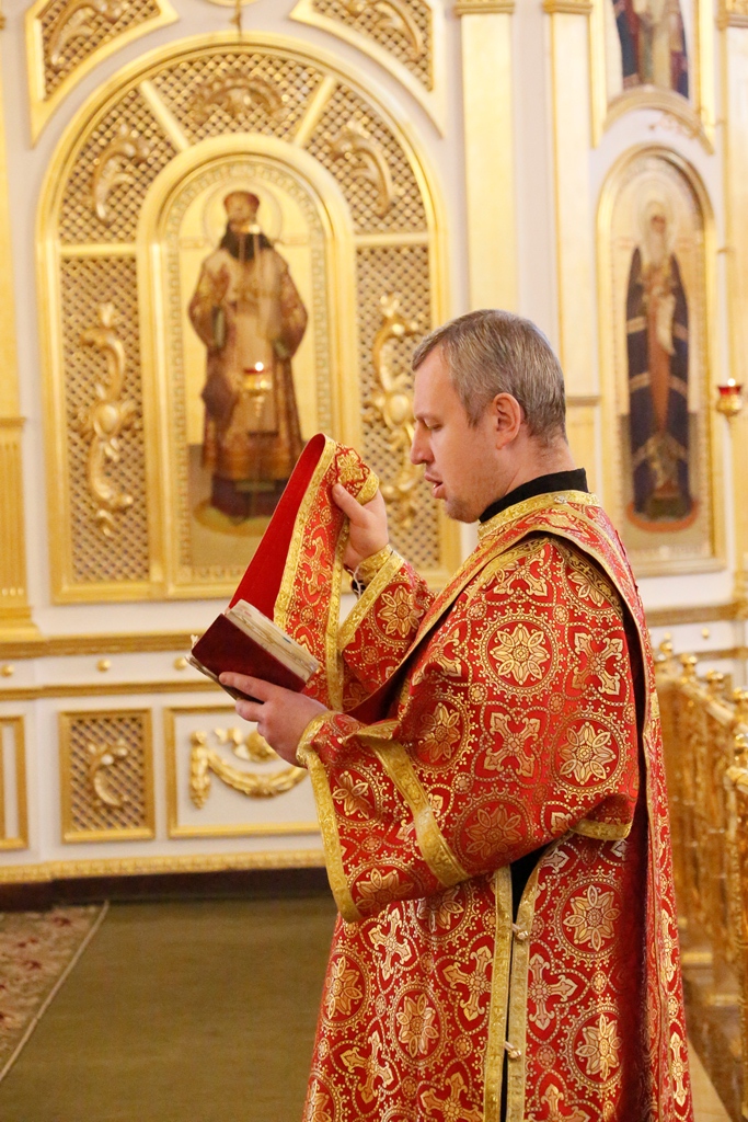 в Свято-Феодоровском кафедральном соборе была совершена Божественная литургия